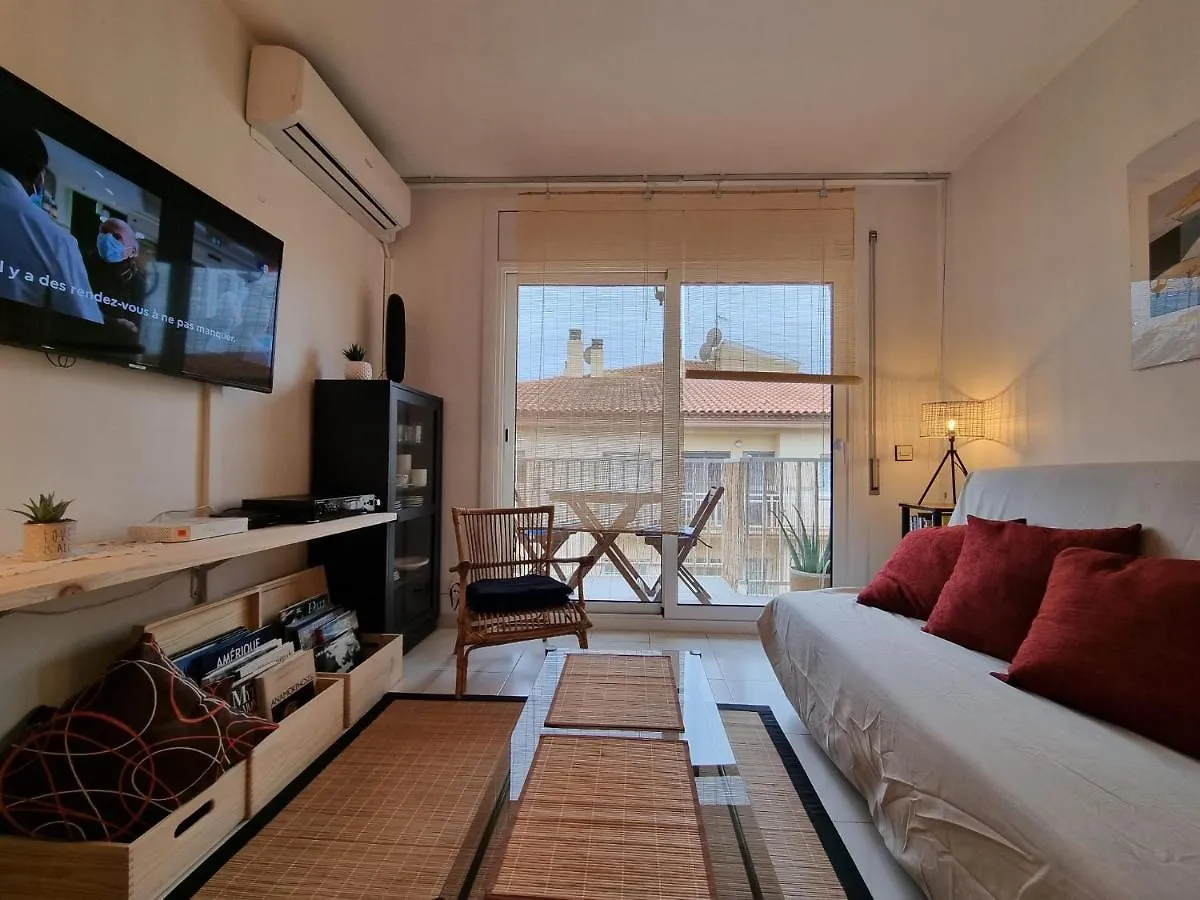 Lovely One Bedroom With Balcony Rosas España
