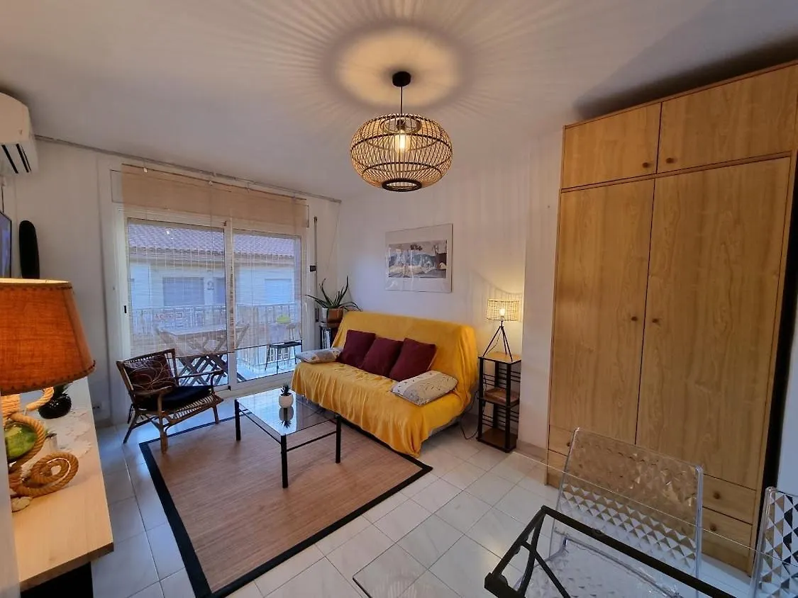 Lovely One Bedroom With Balcony Rosas 0*,  España
