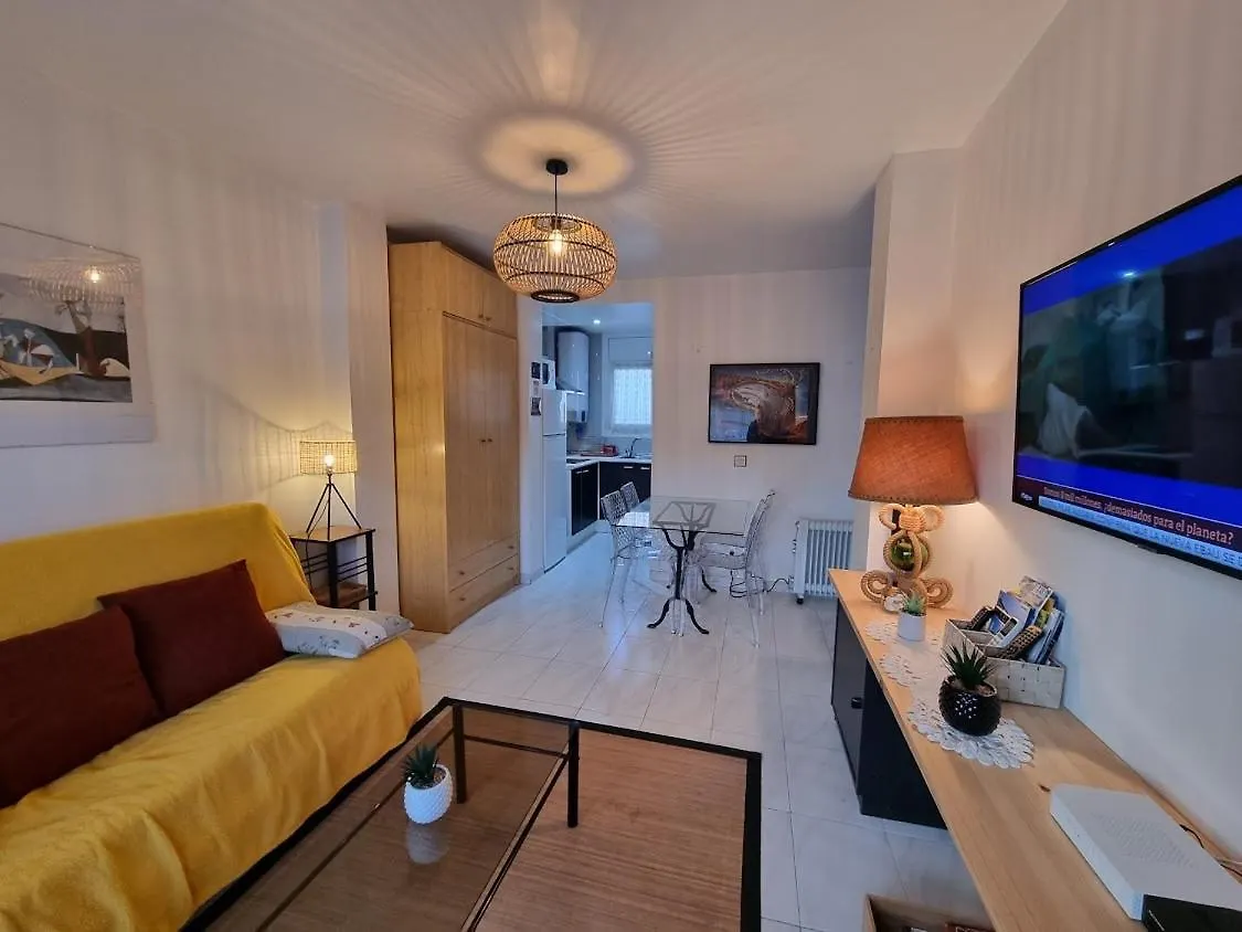 Apartamento Lovely One Bedroom With Balcony Rosas España